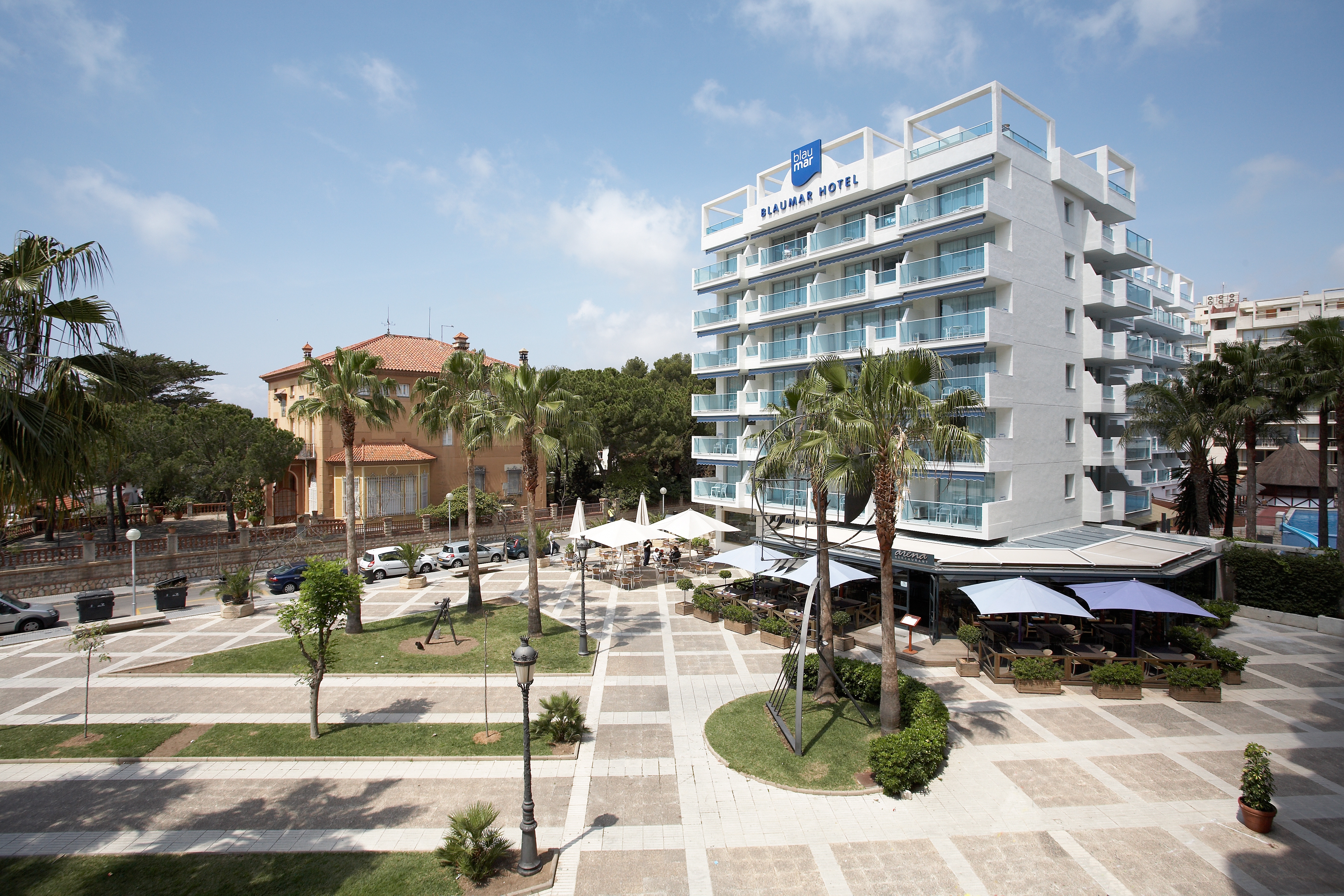 HOTEL BLAUMAR