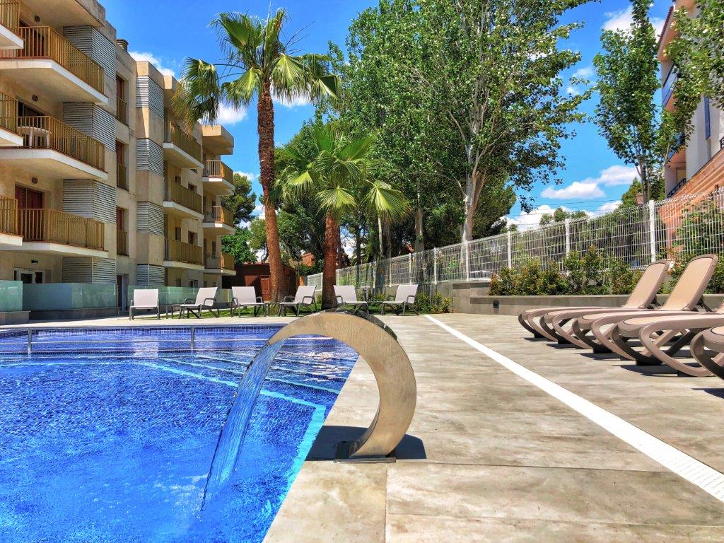 APARTAMENTOS PINS MARINA