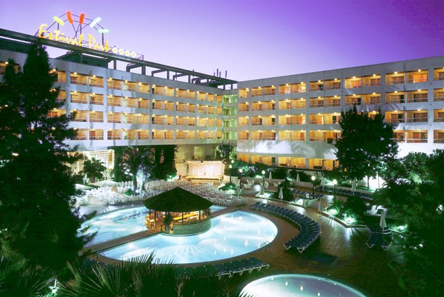 HOTEL ESTIVAL PARK